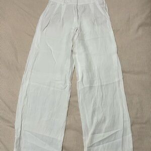NWOT Aritzia Babaton White linen blend wide leg pants